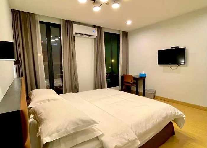 C U Hotel Bangkok