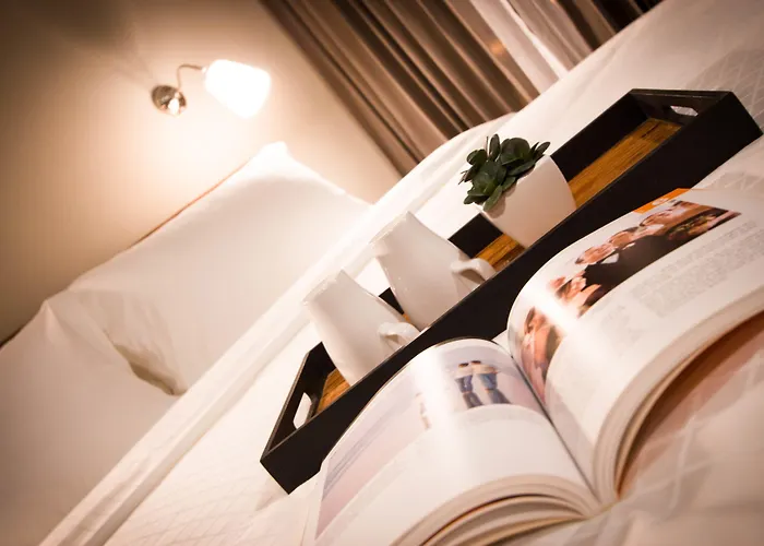 C U Hotel 3*